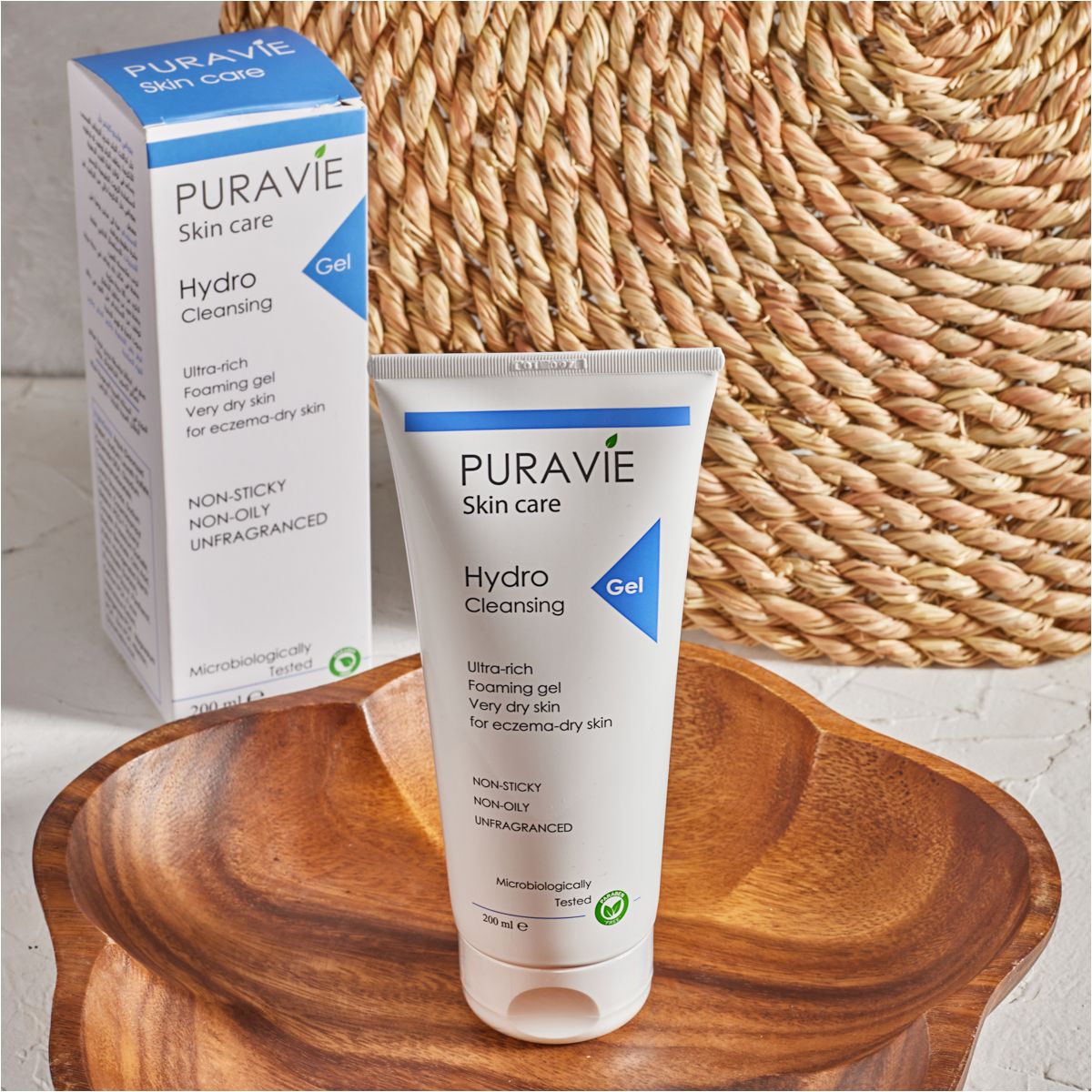 بيورافي غسول رغوي الترطيب للبشرة الجافة  200 مل