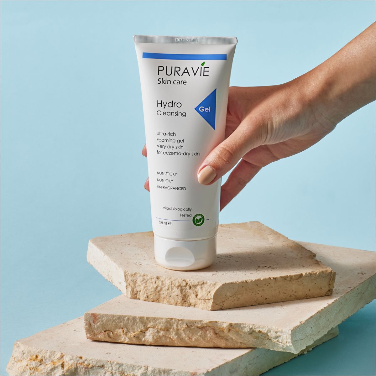 بيورافي غسول رغوي الترطيب للبشرة الجافة  200 مل